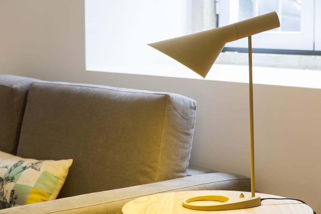 Joivy Cosy 1-Bed Flat With Workspace In Santa Catarina, Moments From Luis De Camoes Sq Lissabon Kamer foto